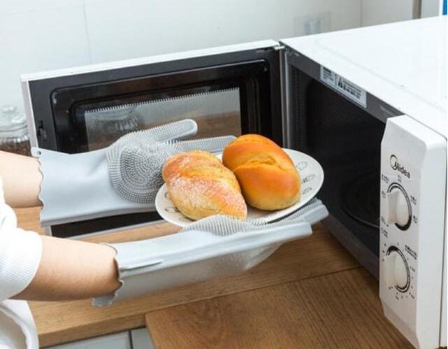 烘焙燉湯碗太燙？硅膠隔熱手套不再讓你燙傷